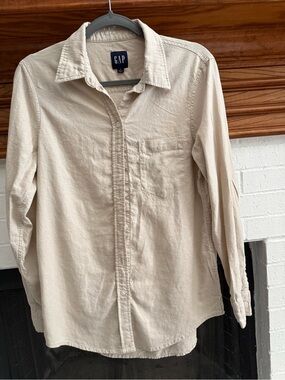 GAP Neutral Cream Collared Button-Up Shirt